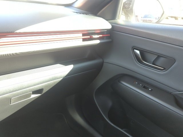 Used 2024 Hyundai Kona N Line image 8