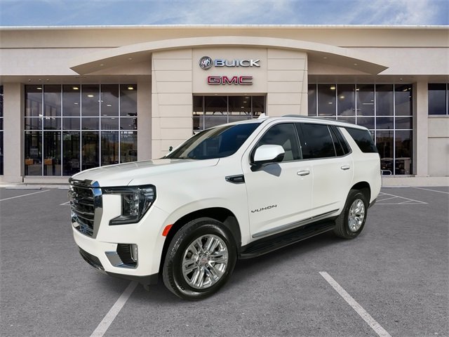 Used 2023 GMC Yukon SLT w/ SLT Luxury Package image 6