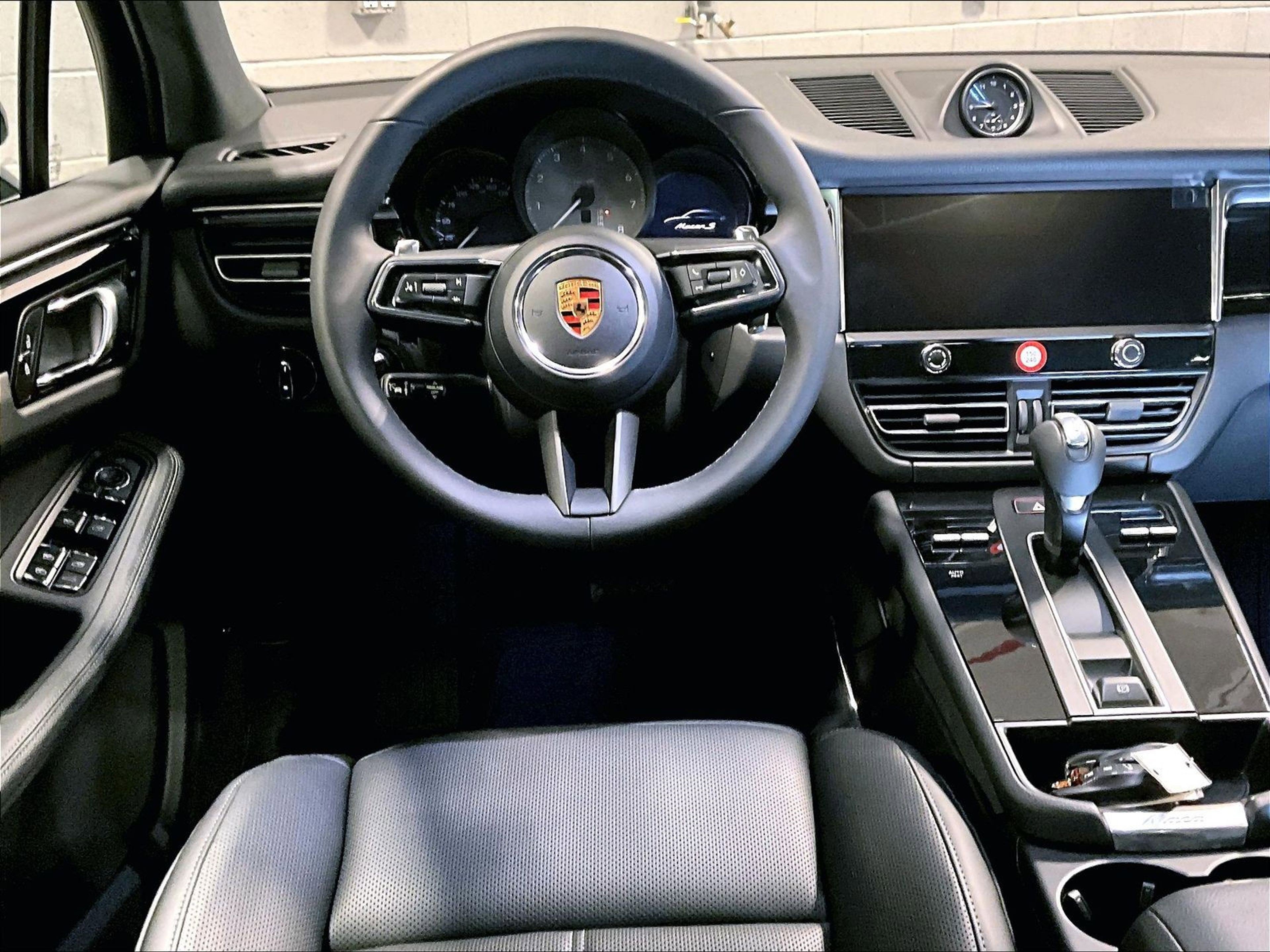 New 2026 Porsche Macan S AWD/4WD image 16