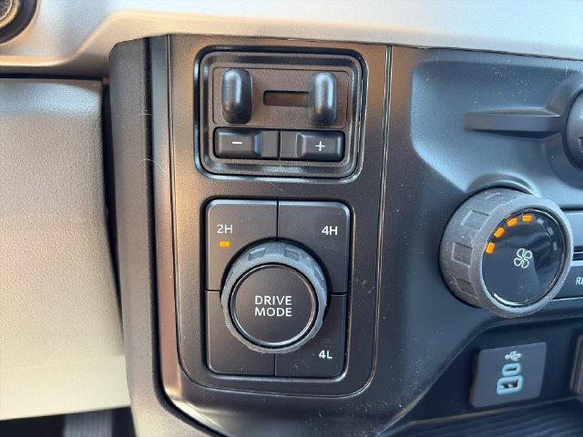 New 2026 Ford F550 4x4 Crew Cab image 20