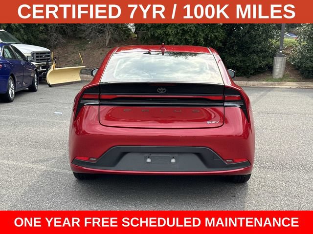 Used 2025 Toyota Prius LE FWD image 3