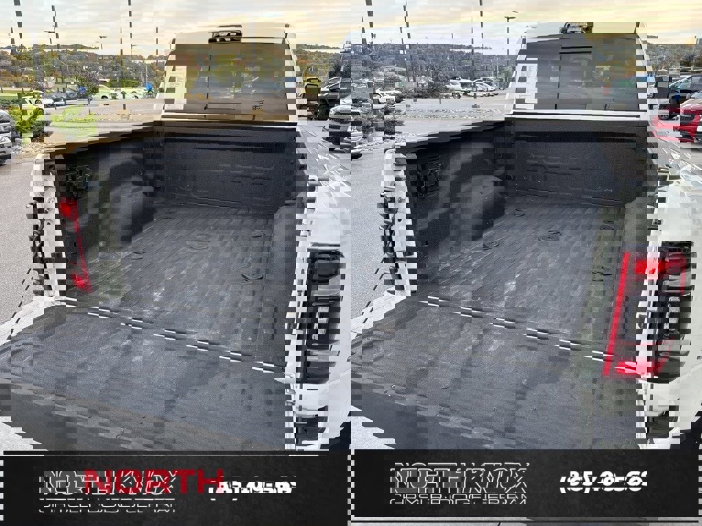 Used 2024 RAM 3500 Limited image 25