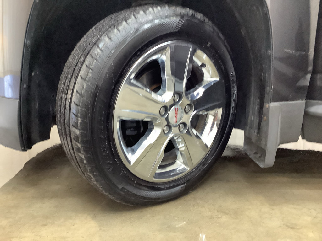 Used 2015 GMC Terrain SLT w/ Chrome Edition image 29
