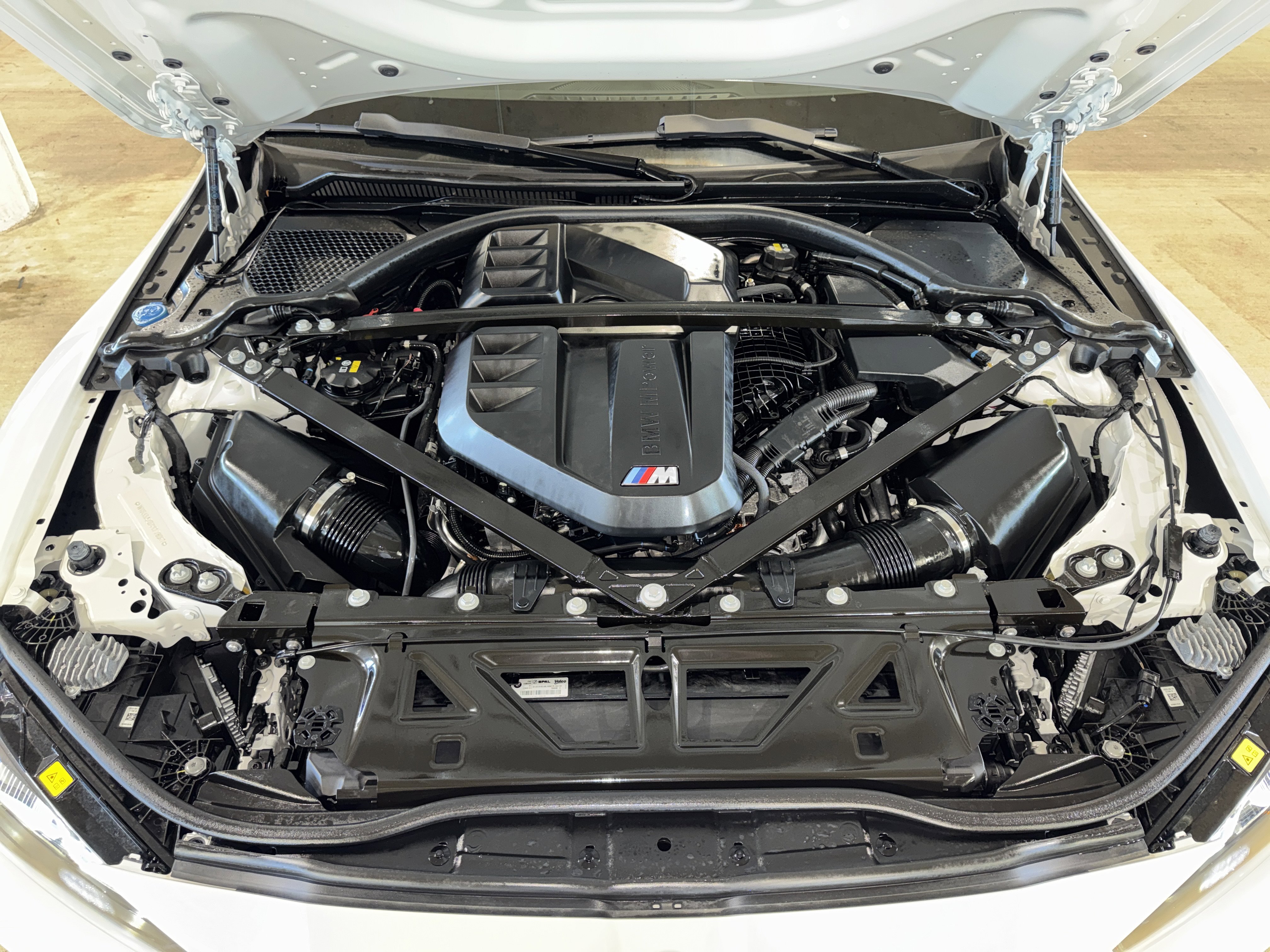 Used 2023 BMW M4 Competition w/ Executive Package image 32