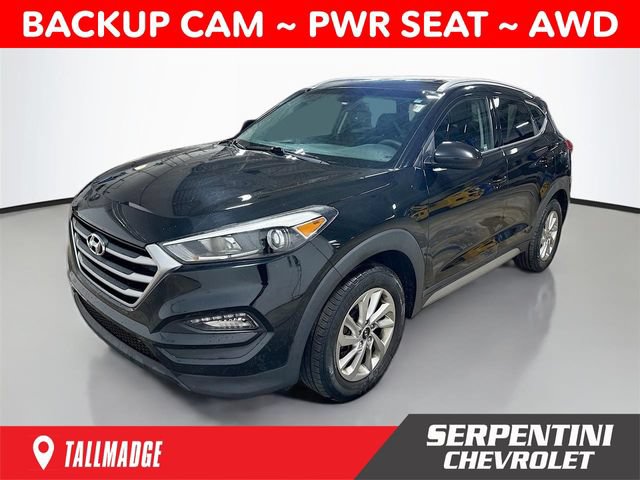 Used 2017 Hyundai Tucson SE w/ SE Popular Package 02
