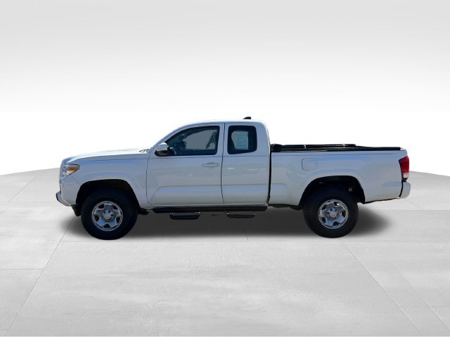 Used 2017 Toyota Tacoma SR w/ SR Convenience Package AWD/4WD image 6