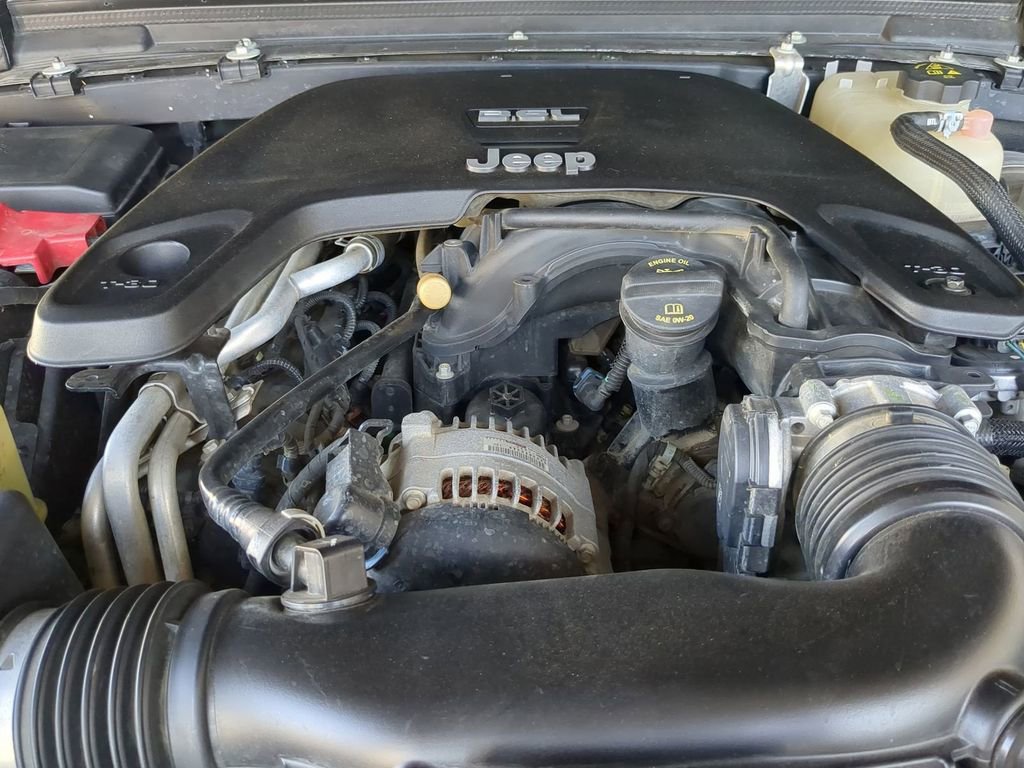 Used 2018 Jeep Wrangler Unlimited Rubicon w/ Dual Top Group image 10