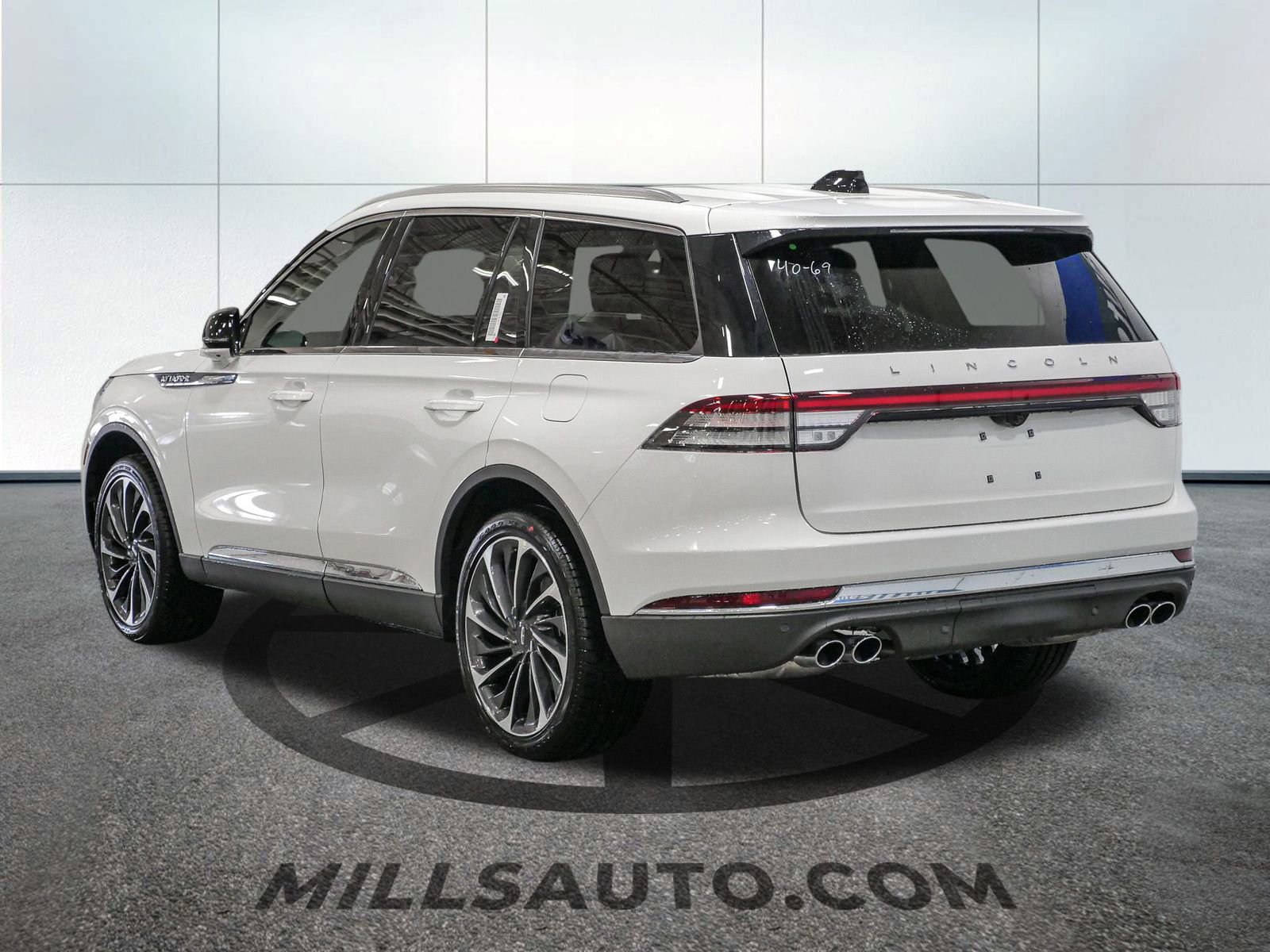 New 2025 Lincoln Aviator Reserve image 5