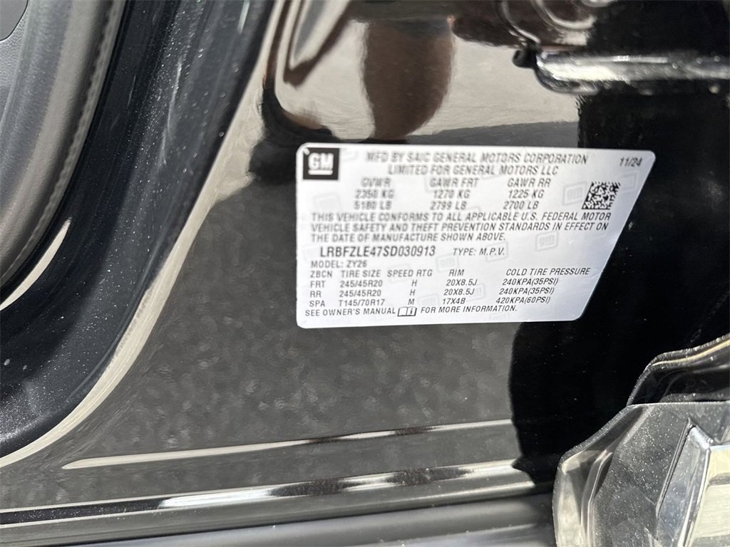 New 2025 Buick Envision Sport Touring image 41