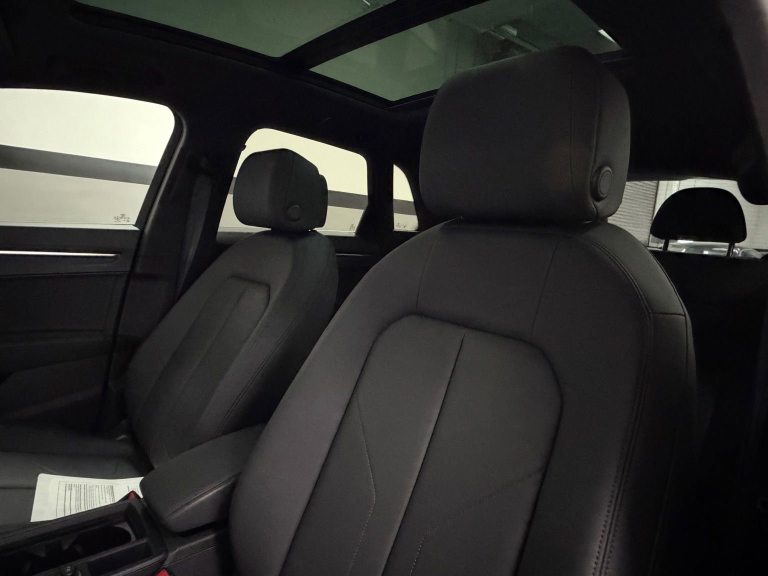 Used 2022 Audi Q3 2.0T Premium image 24