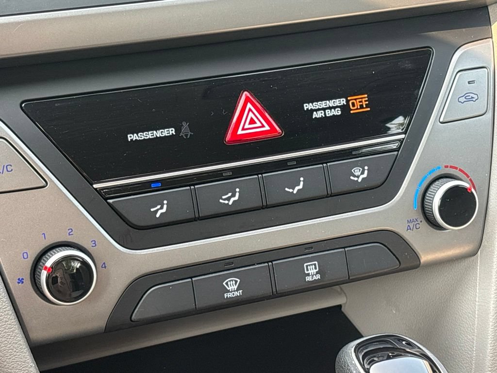 Used 2017 Hyundai Elantra SE FWD image 25