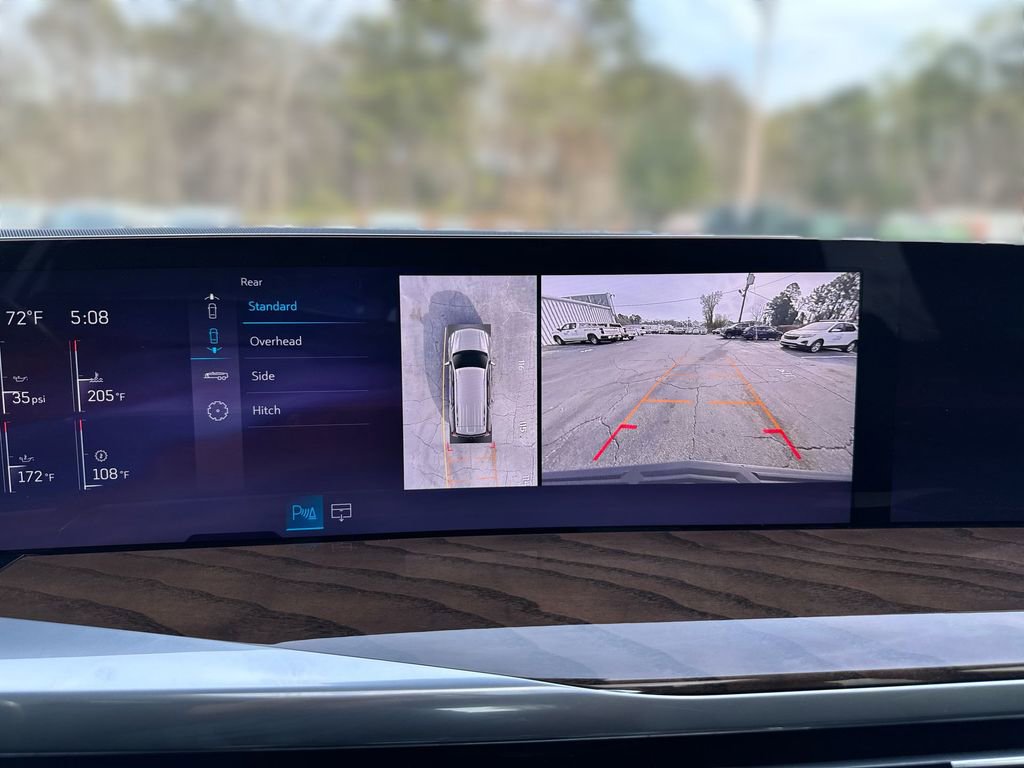 Used 2025 Cadillac Escalade Premium Luxury Platinum image 28