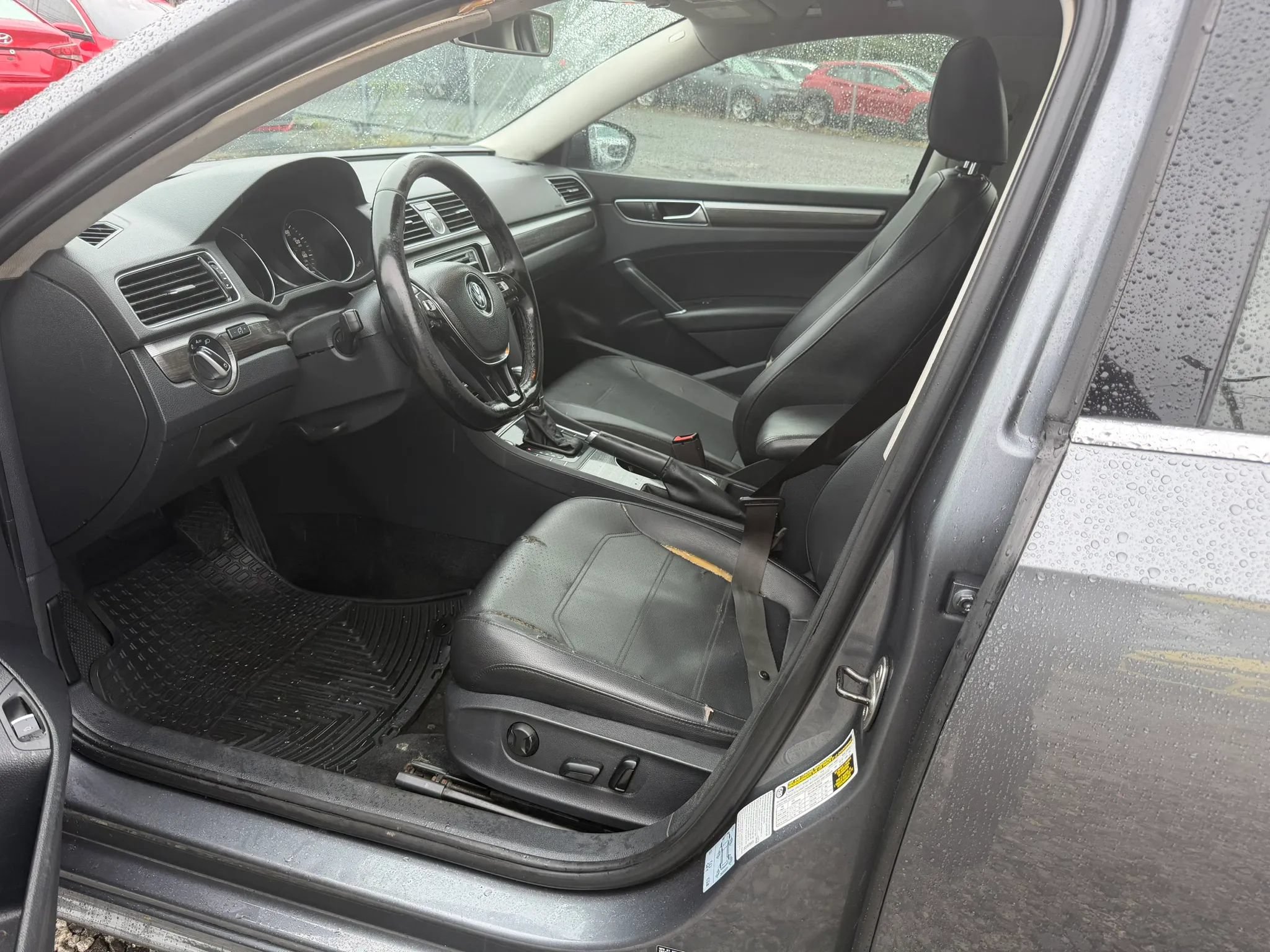 Used 2017 Volkswagen Passat 1.8T SE FWD image 23