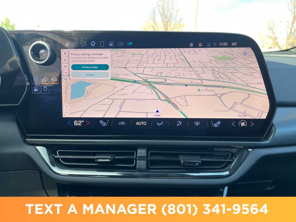 Used 2024 Chevrolet Equinox EV RS FWD image 18