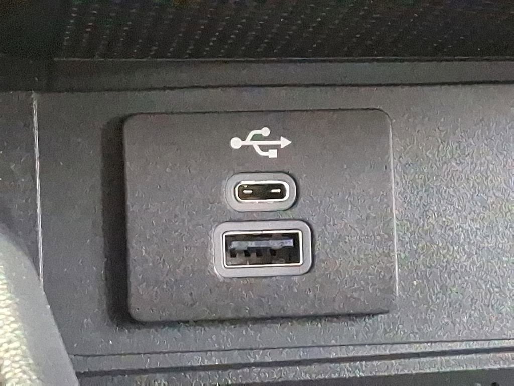 Used 2024 Ford Mustang Premium image 21