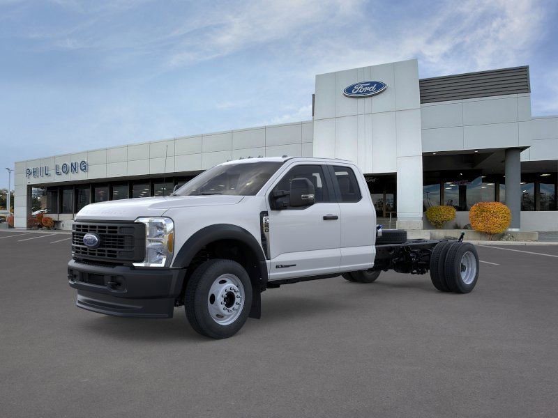 New 2025 Ford F550 4x4 SuperCab Super Duty image 1
