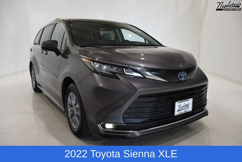 Used 2022 Toyota Sienna XLE