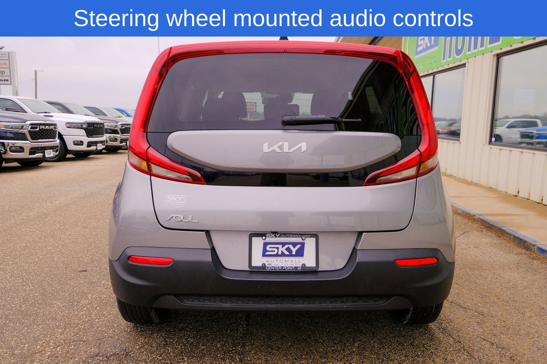 Used 2022 Kia Soul LX w/ Technology Package image 7