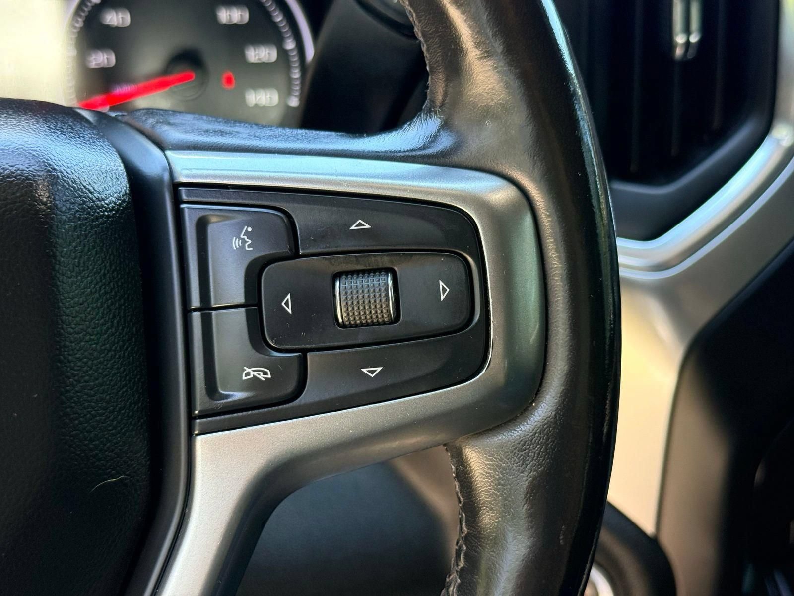 Used 2019 Chevrolet Silverado 1500 LT w/ Texas Edition AWD/4WD image 37
