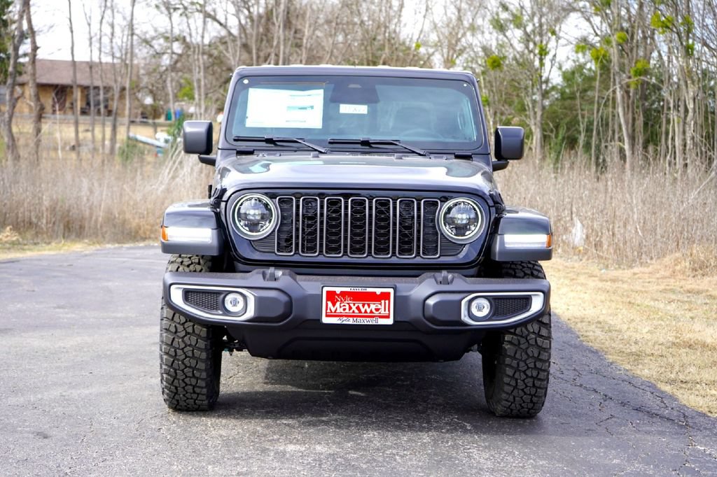 New 2026 Jeep Gladiator Sport AWD/4WD image 4