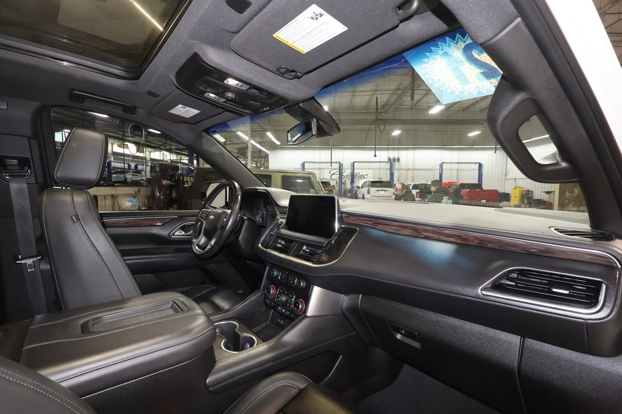 Used 2021 Chevrolet Tahoe LT w/ LT Signature Package image 29