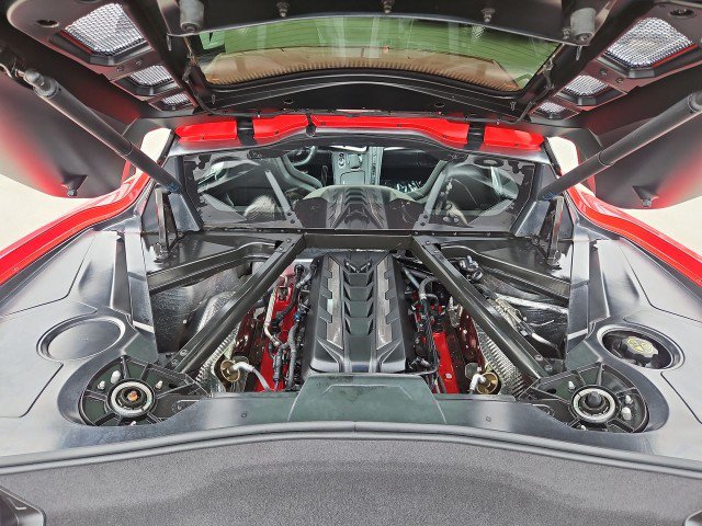 Used 2021 Chevrolet Corvette Stingray Coupe w/ 1LT RWD image 26