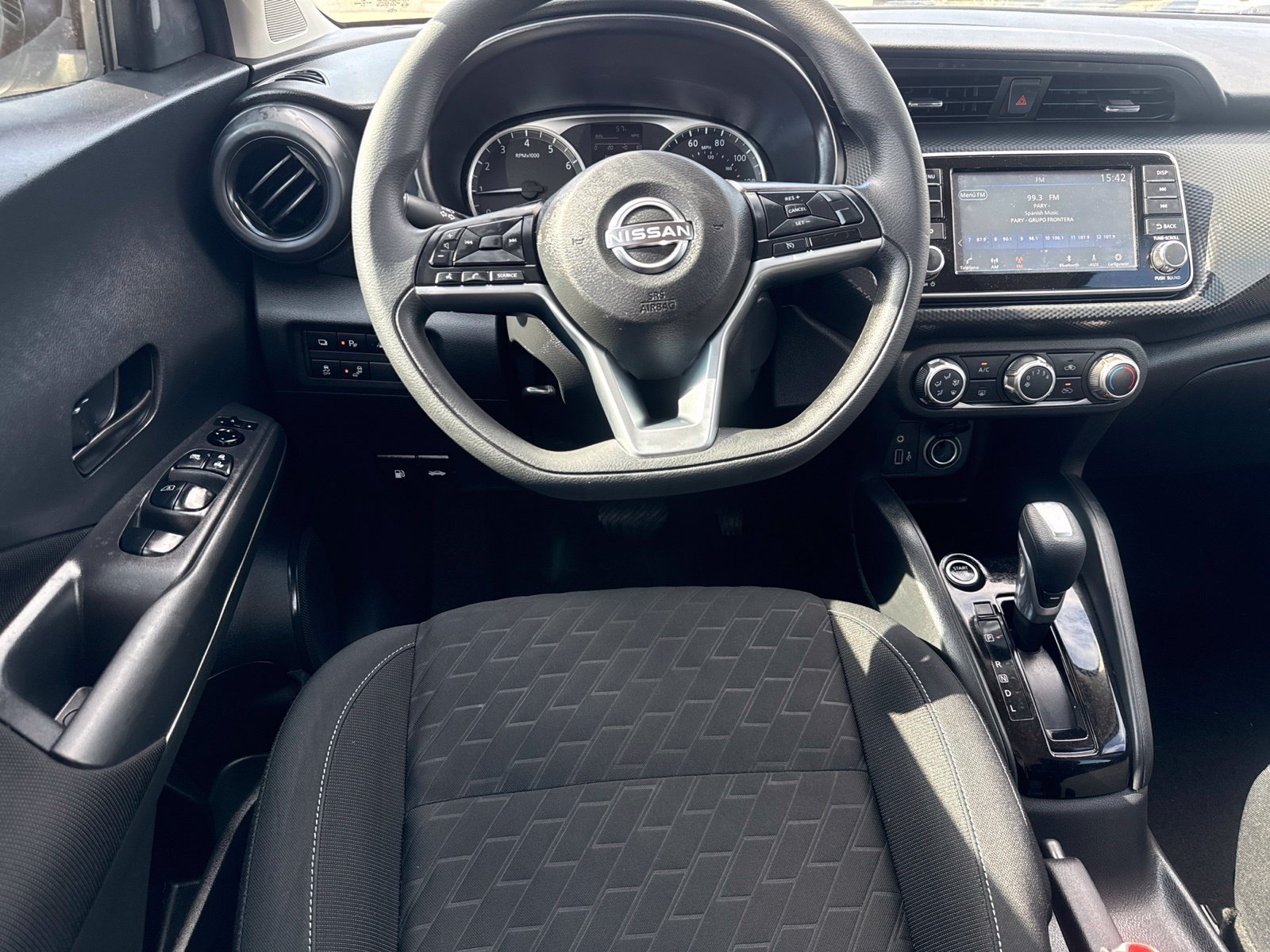 Used 2022 Nissan Kicks S FWD image 17