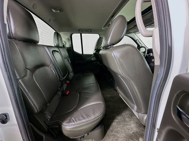 Used 2013 Nissan Frontier PRO-4X w/ Pro-4x Luxury Pkg image 8