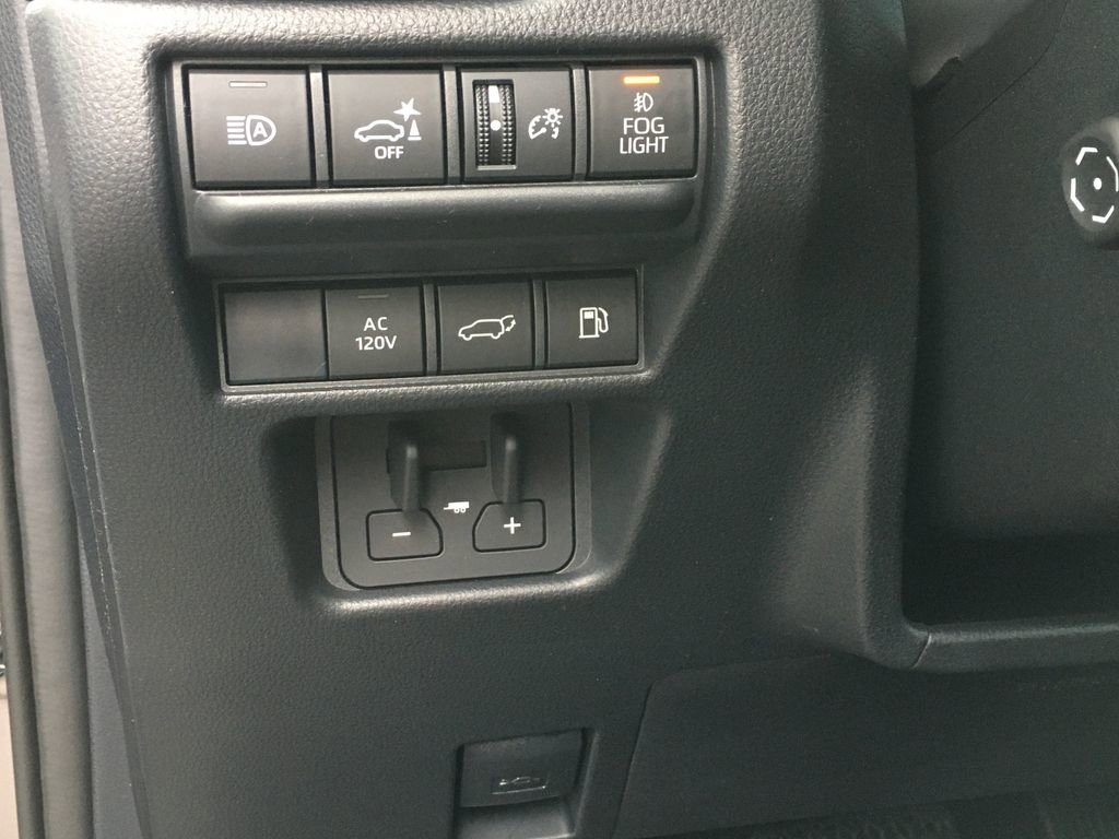 New 2026 Toyota Land Cruiser w/ Premium Package AWD/4WD image 19