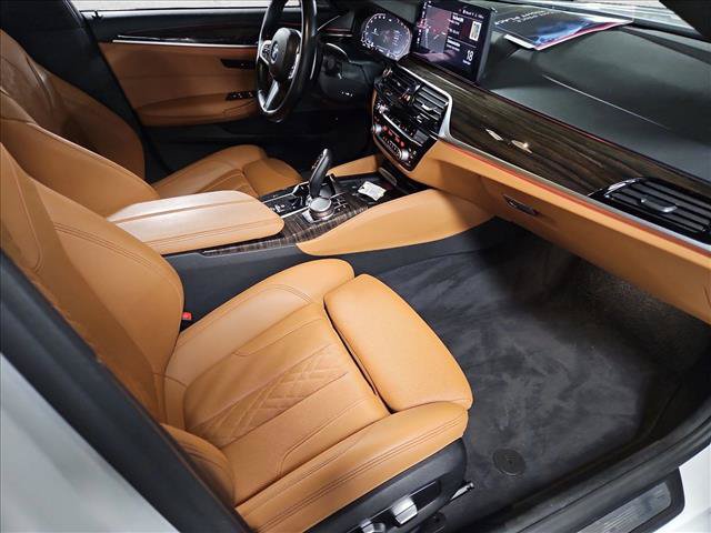Used 2021 BMW 540i w/ M Sport Package RWD image 23