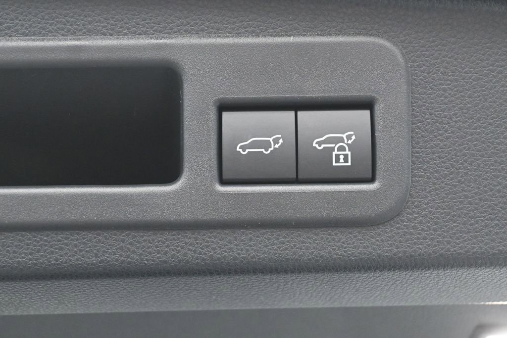 Certified 2026 Toyota 4Runner Platinum AWD/4WD image 34