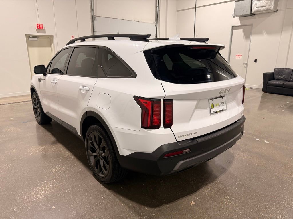 Used 2023 Kia Sorento X-Line EX image 7