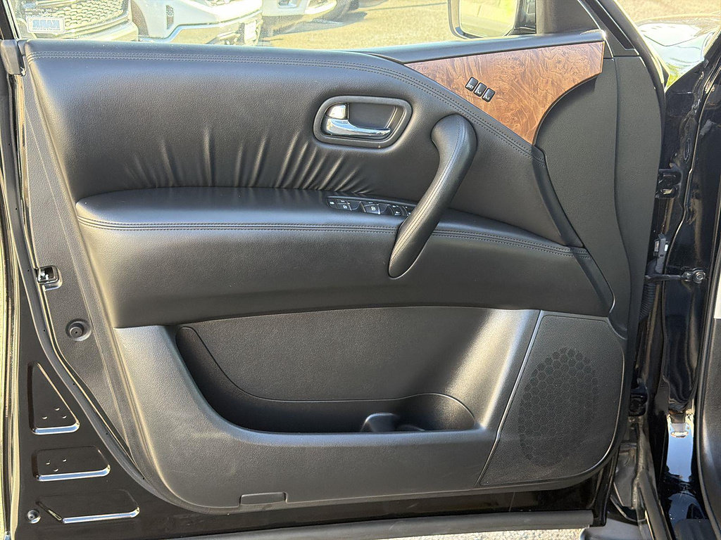Used 2024 Nissan Armada SL w/ Captain's Chairs Package RWD image 21