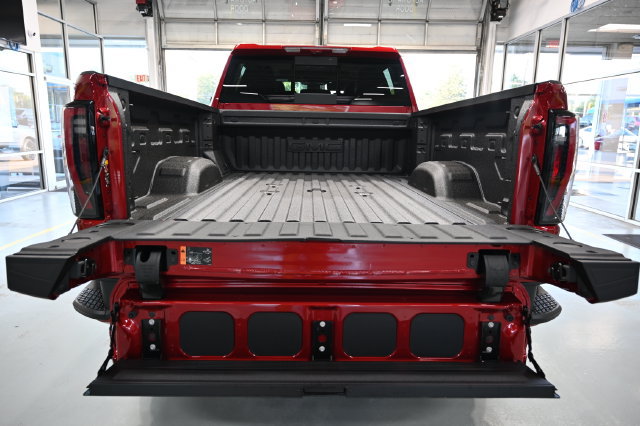 New 2026 GMC Sierra 2500 AT4 w/ AT4 Premium Plus Package AWD/4WD image 9