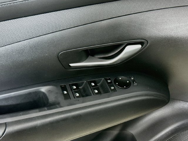Used 2026 Hyundai Tucson SEL Plus FWD image 23