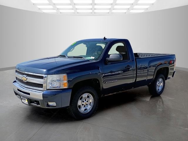Used 2010 Chevrolet Silverado 1500 LT w/ Interior Plus Package image 5