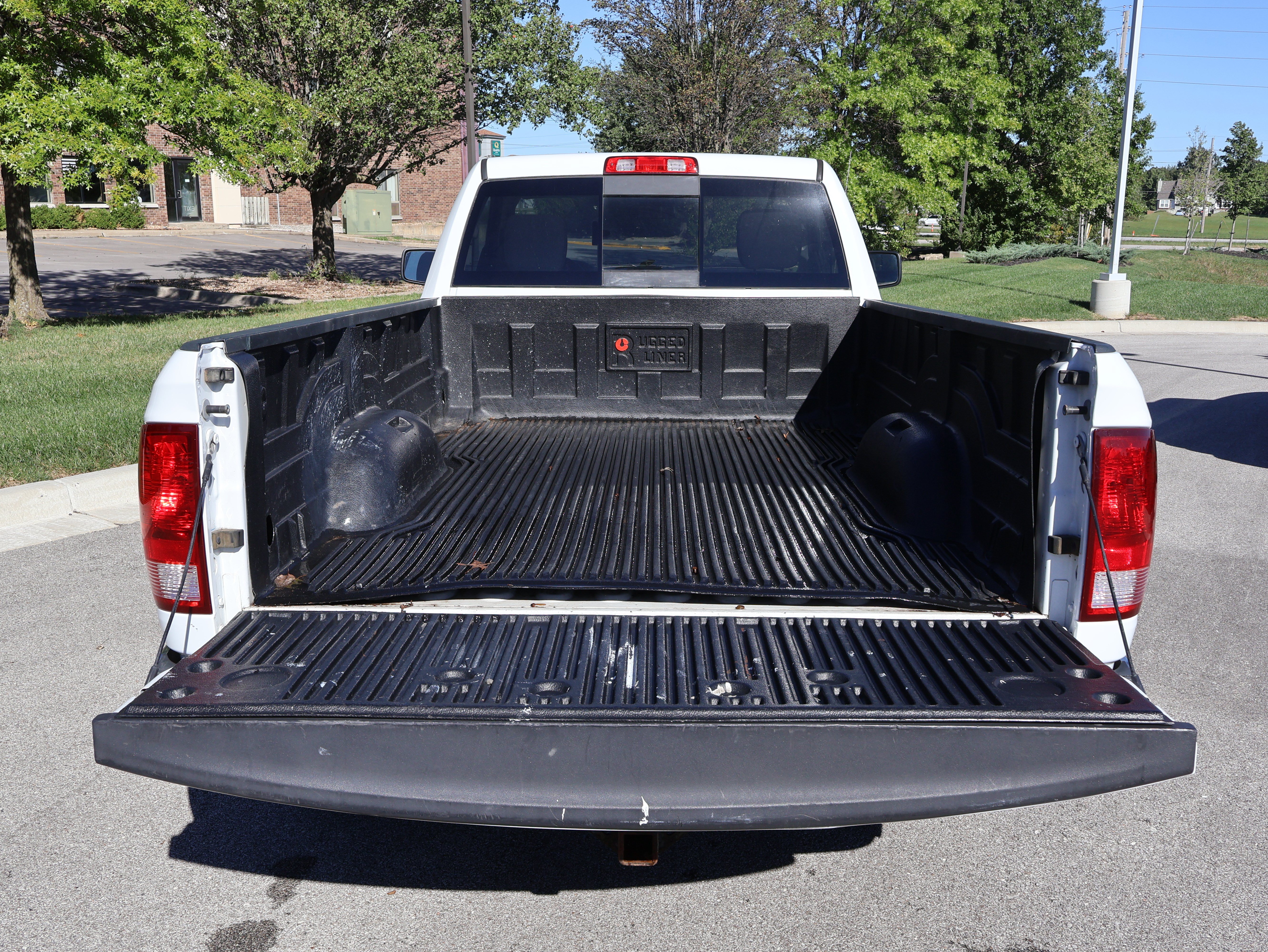 Used 2018 RAM 1500 Tradesman w/ Power & Remote Entry Group RWD image 8