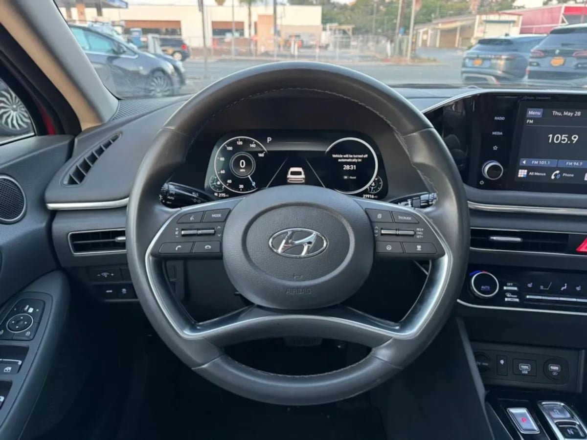 Used 2020 Hyundai Sonata SEL w/ Convenience + Sunroof Package FWD image 25