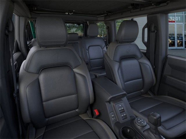 New 2025 Ford Bronco Outer Banks w/ Sasquatch Package image 10