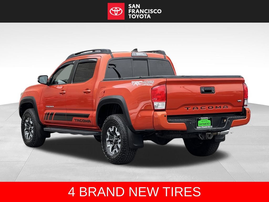 Used 2016 Toyota Tacoma TRD Off-Road AWD/4WD image 3