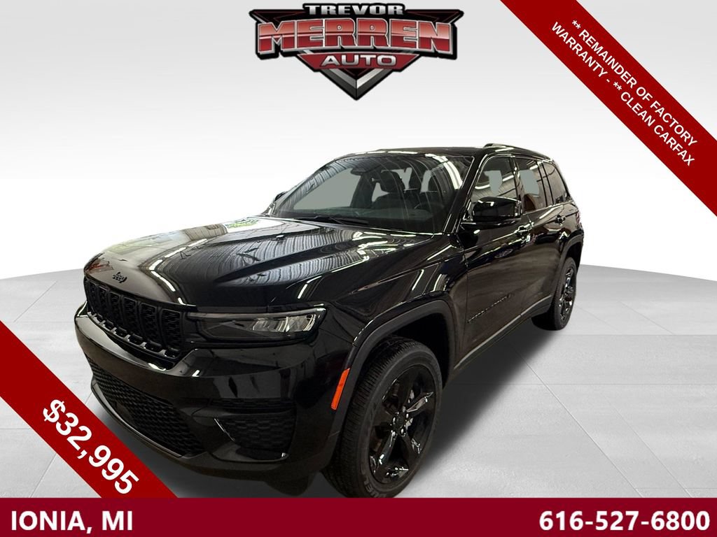Used 2024 Jeep Grand Cherokee Altitude AWD/4WD image 1