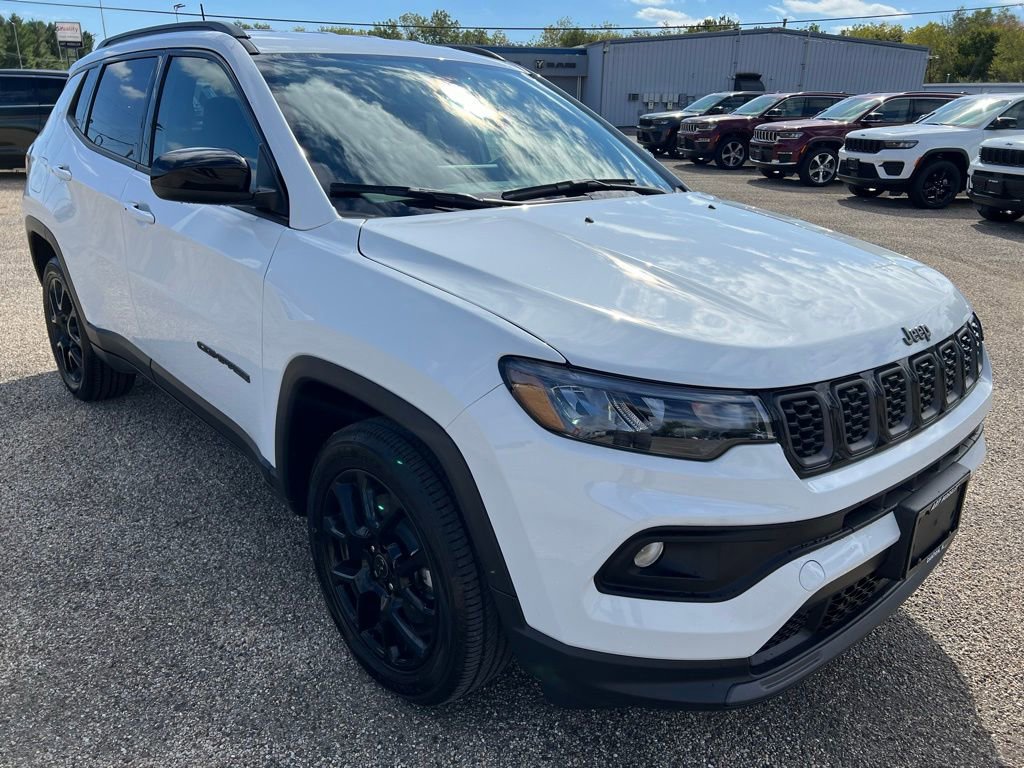 New 2026 Jeep Compass Latitude image 7