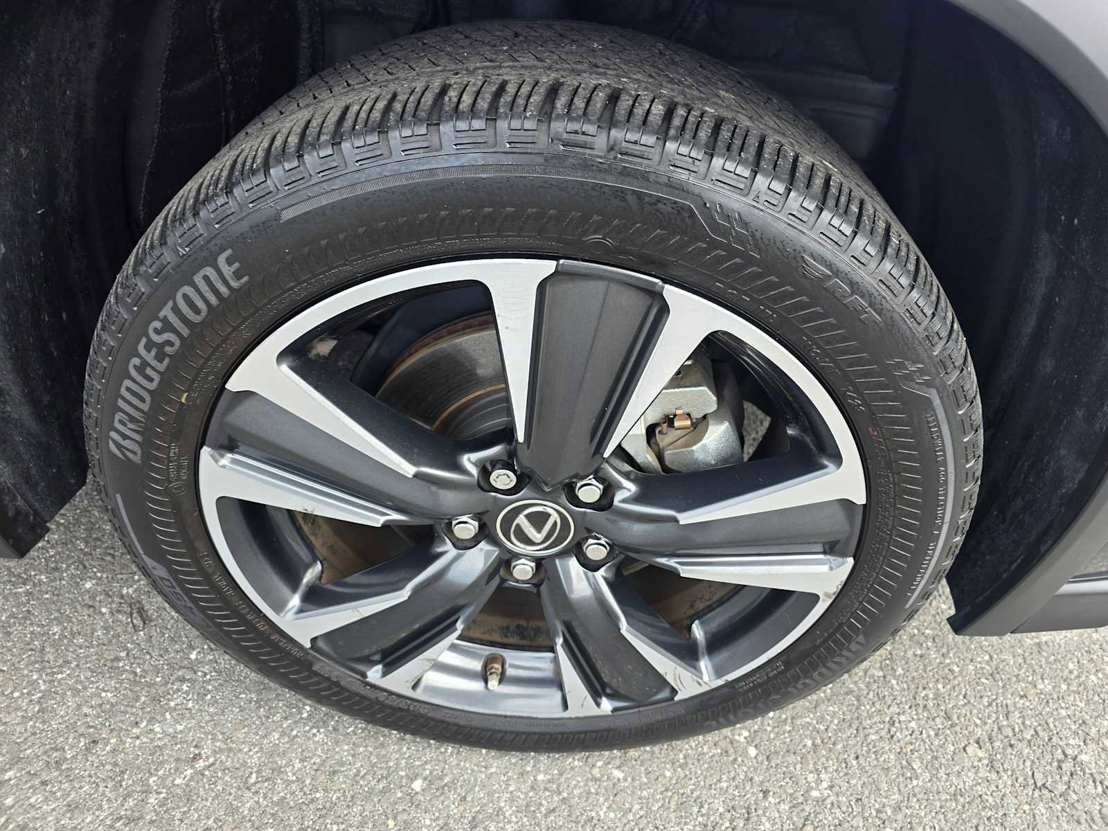 Certified 2024 Lexus UX 250h FWD image 9