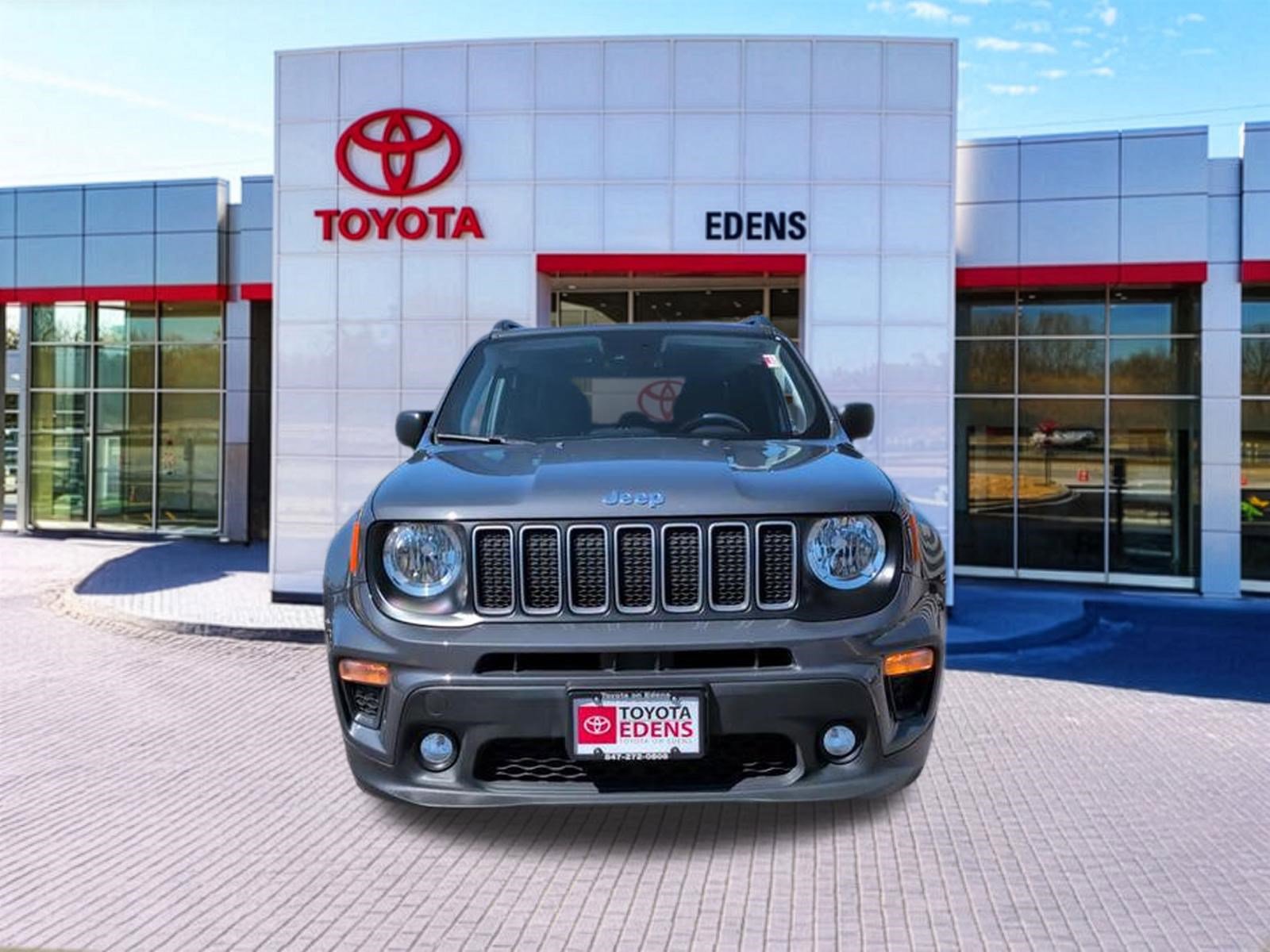 Used 2022 Jeep Renegade Latitude w/ Convenience Group AWD/4WD image 27