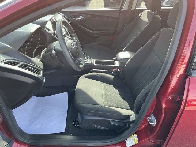 Used 2017 Ford Focus SEL image 15