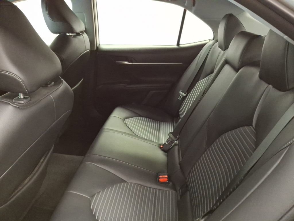 Used 2023 Toyota Camry SE AWD/4WD image 13