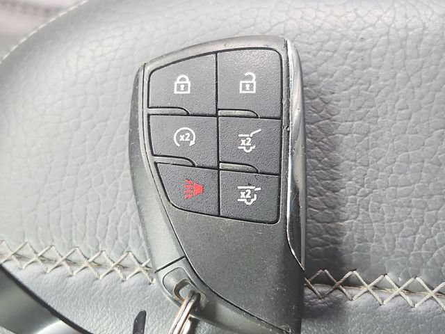 Used 2021 GMC Yukon XL Denali w/ Advanced Technology Package AWD/4WD image 40
