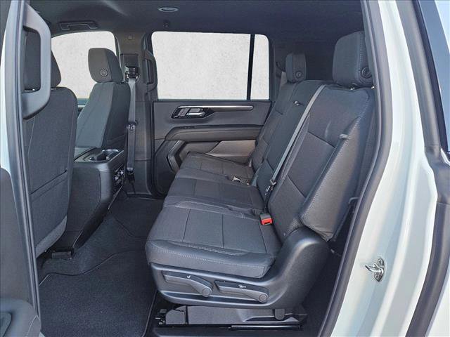 New 2026 Chevrolet Suburban LS image 17