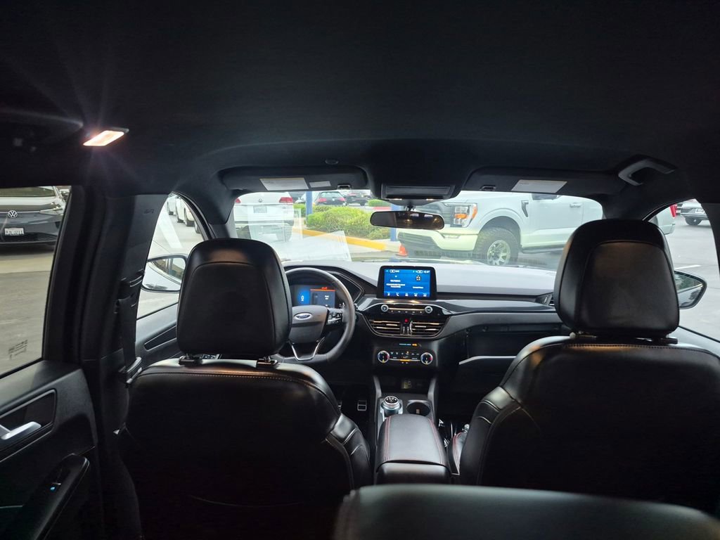 Used 2024 Ford Escape ST-Line image 33