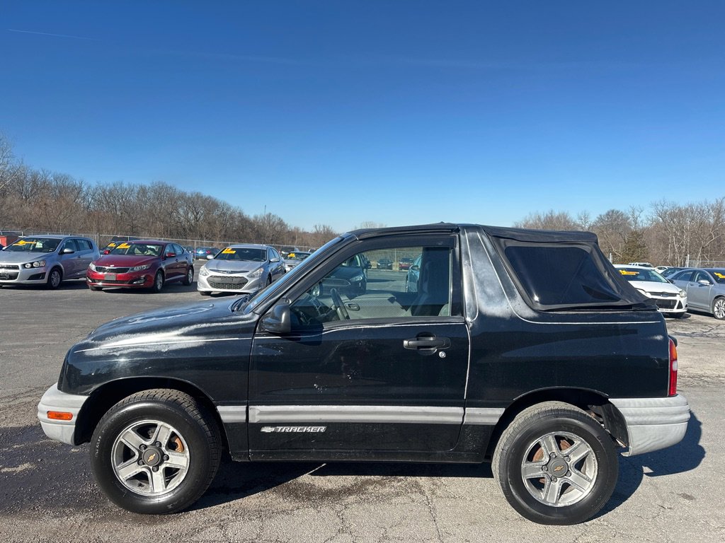 Used 2002 Chevrolet Tracker 2WD w/ Preferred Equipment Group